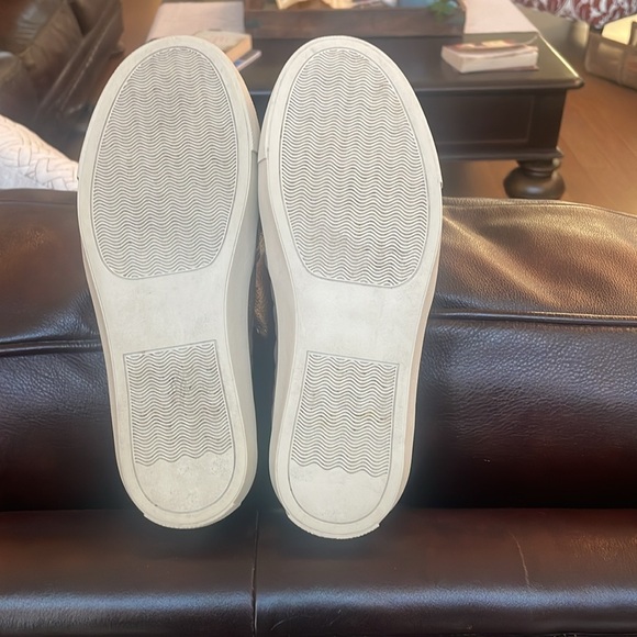 Steve Madden- Taupe Quilted Ecentrcq Sluo On Sneakers- Worn Once- 7 1/2 - Picture 10 of 10